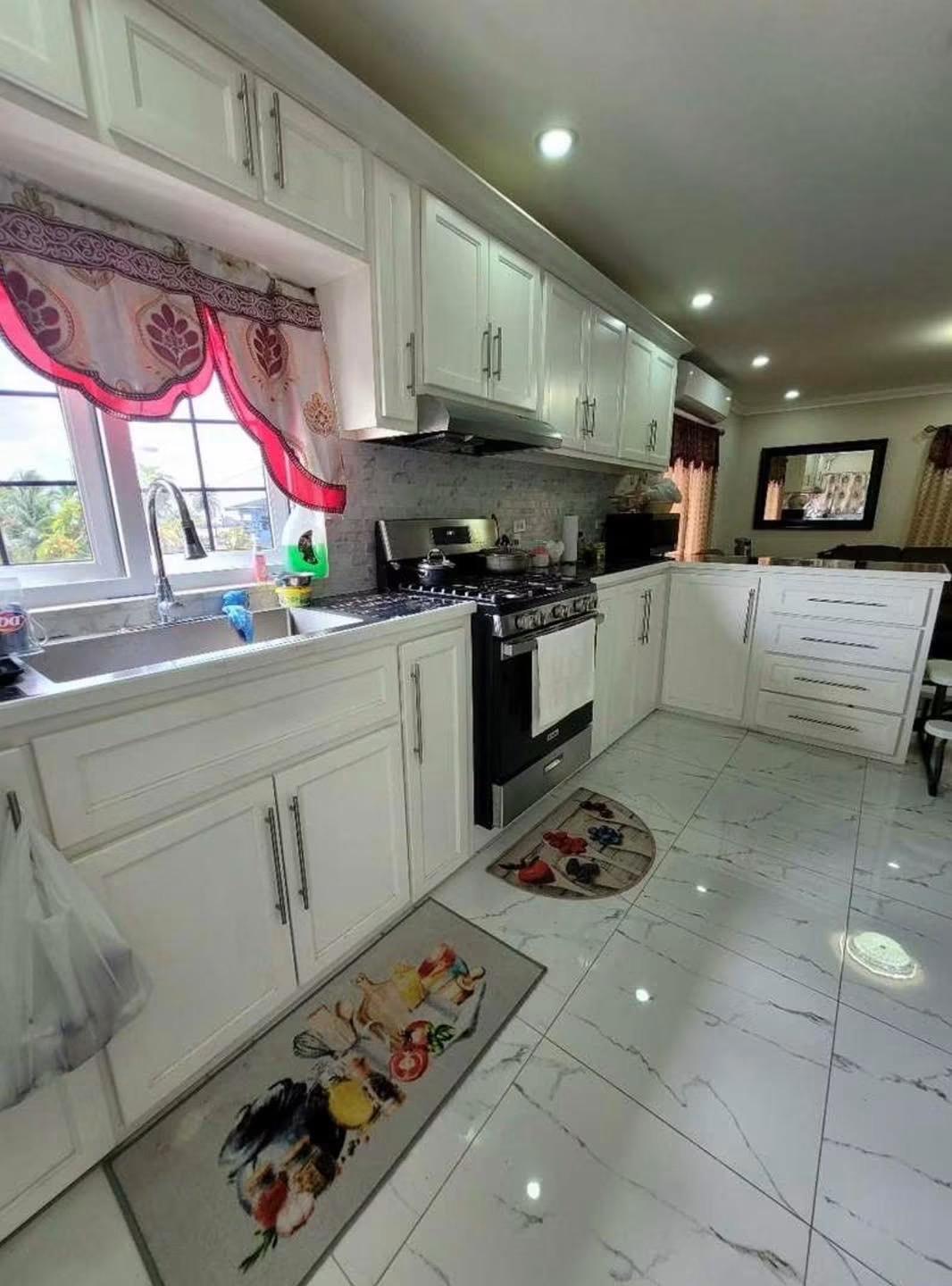 7 bedroom house in Arouca for sale 40% offer