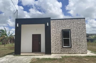 BRAND-NEW STARTER HOME IN PENAL Trace, Penal