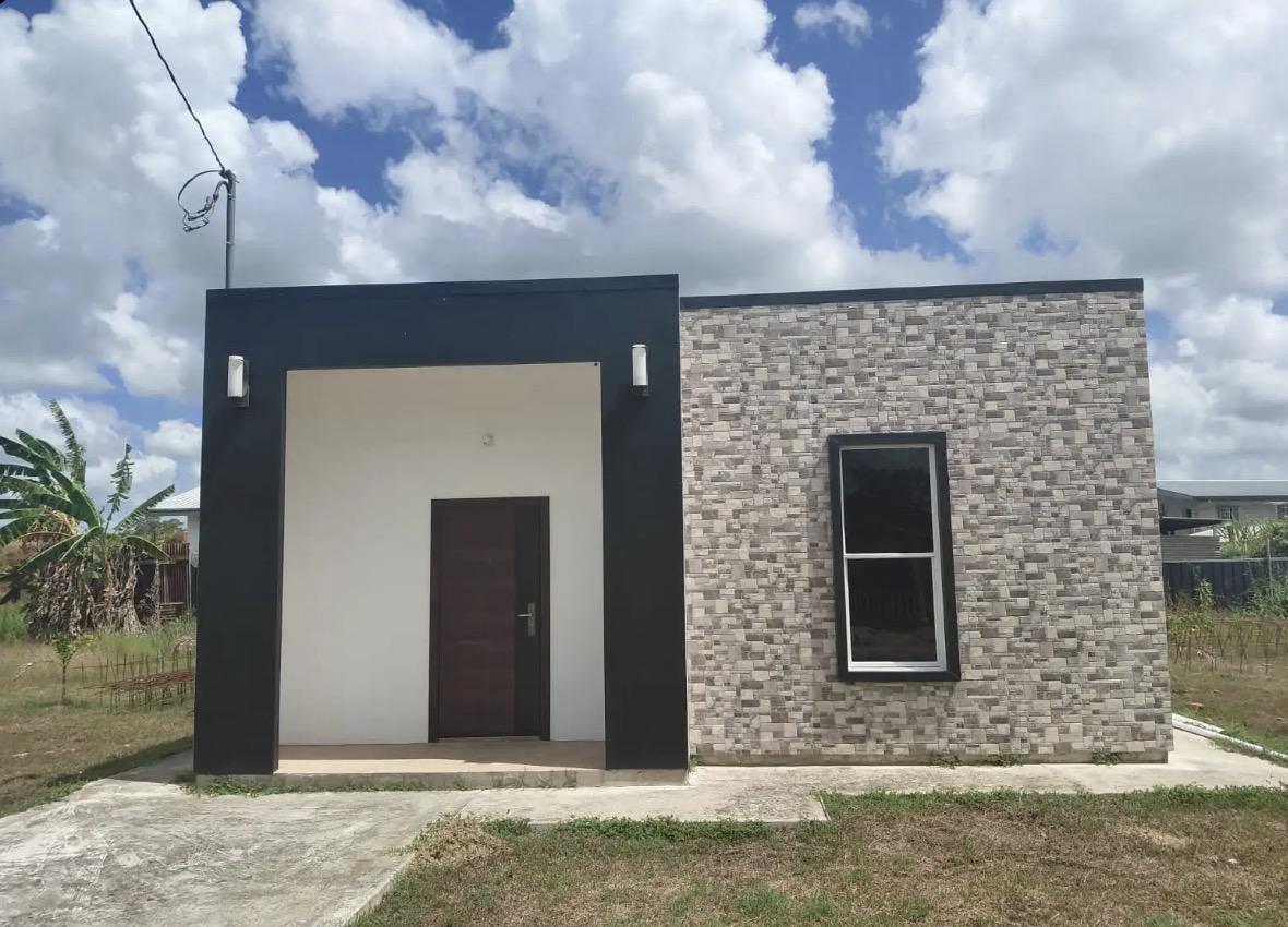 BRAND-NEW STARTER HOME IN PENAL Trace, Penal