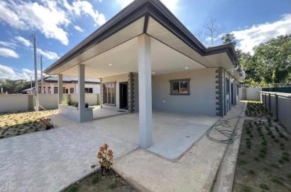3 Bedroom house in Cherry Gardens Estate, San Raphael, Arima
