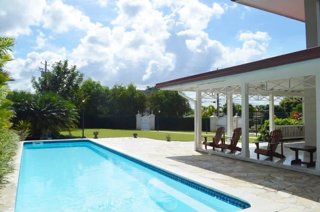 4 Bedroom duplex in Ellerslie Park, St. Clair Enclave