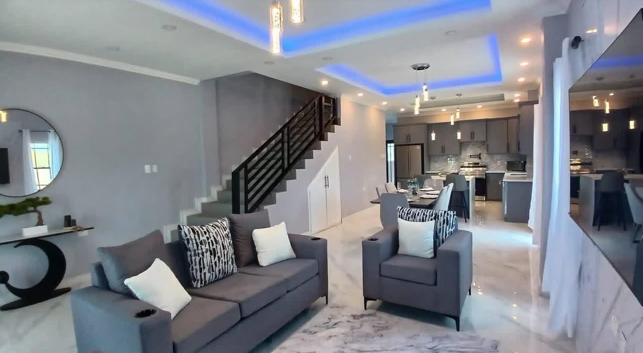 3 BEDROOMS EXCLUSIVE TOWNHOUSE DEVELOPMENT IN CENTRAL