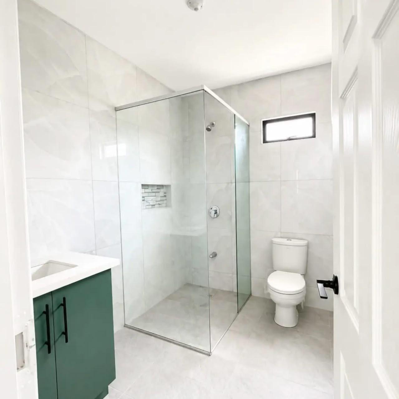 4 Bedroom Brand new unfurnished. Gated and secure‼️in PALM VIEW GARDENS FREEPORT